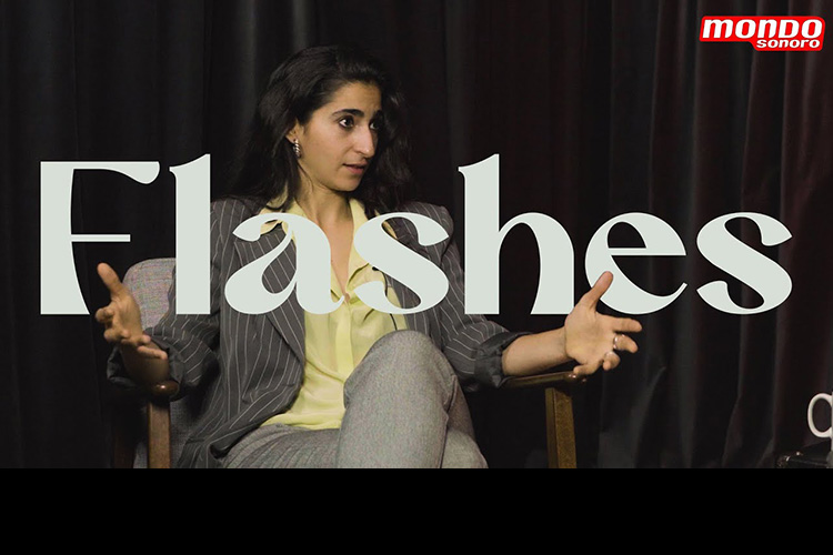 Alba Flores, la reconocida actriz española, en una imagen promocional de su trabajo como narradora de audiolibros.
