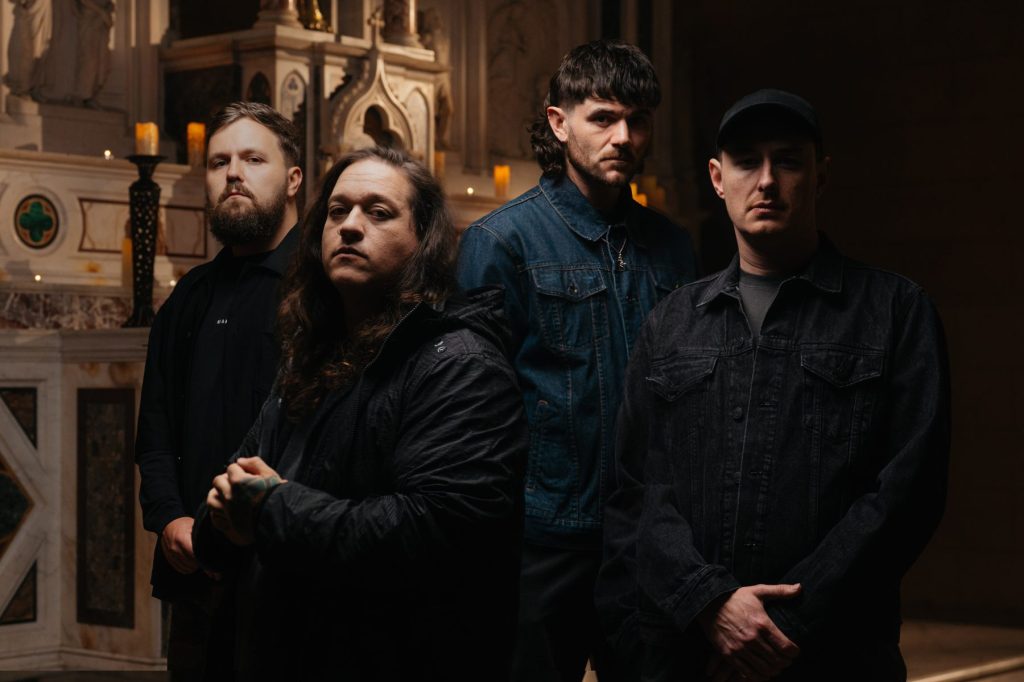 Miembros de la banda de metalcore Polaris